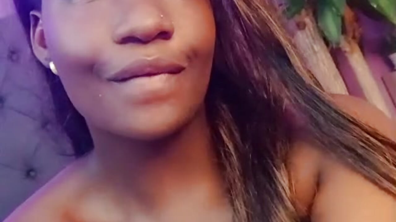 I leave it to your imagination. - video by lanna_bx cam model