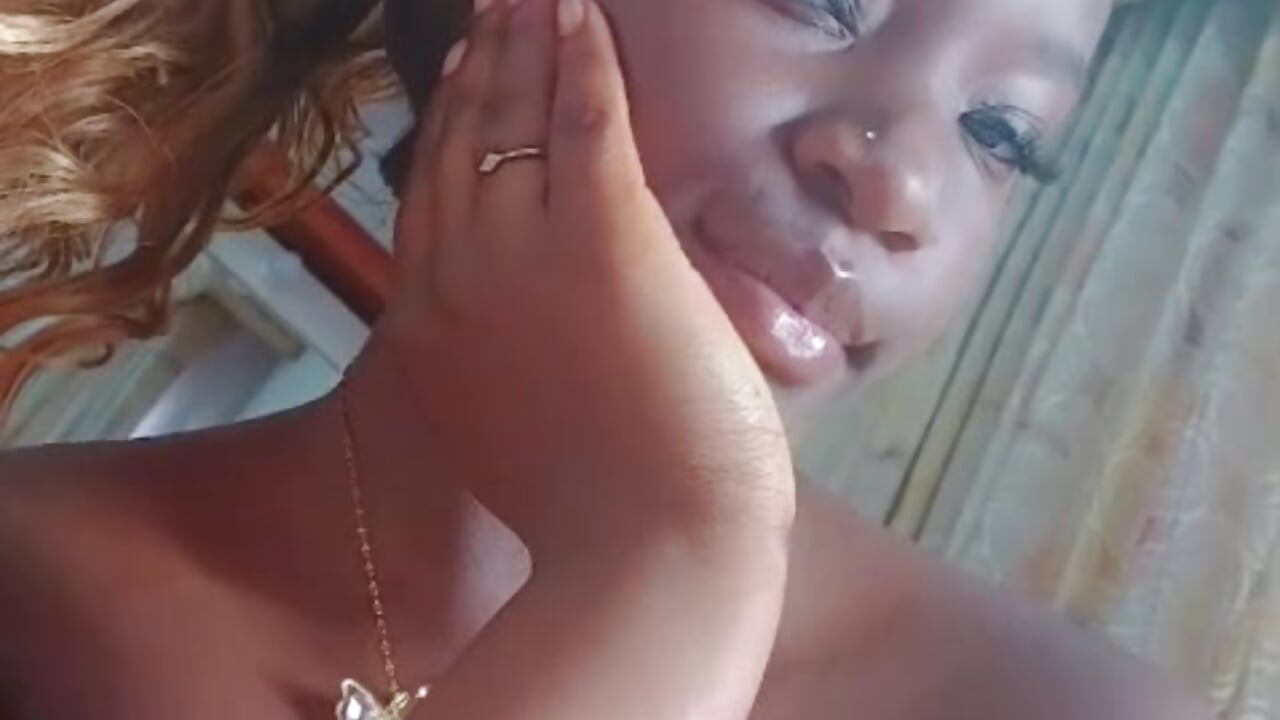 "Coquettish without haste, sweet with malice." - video by lanna_bx cam model