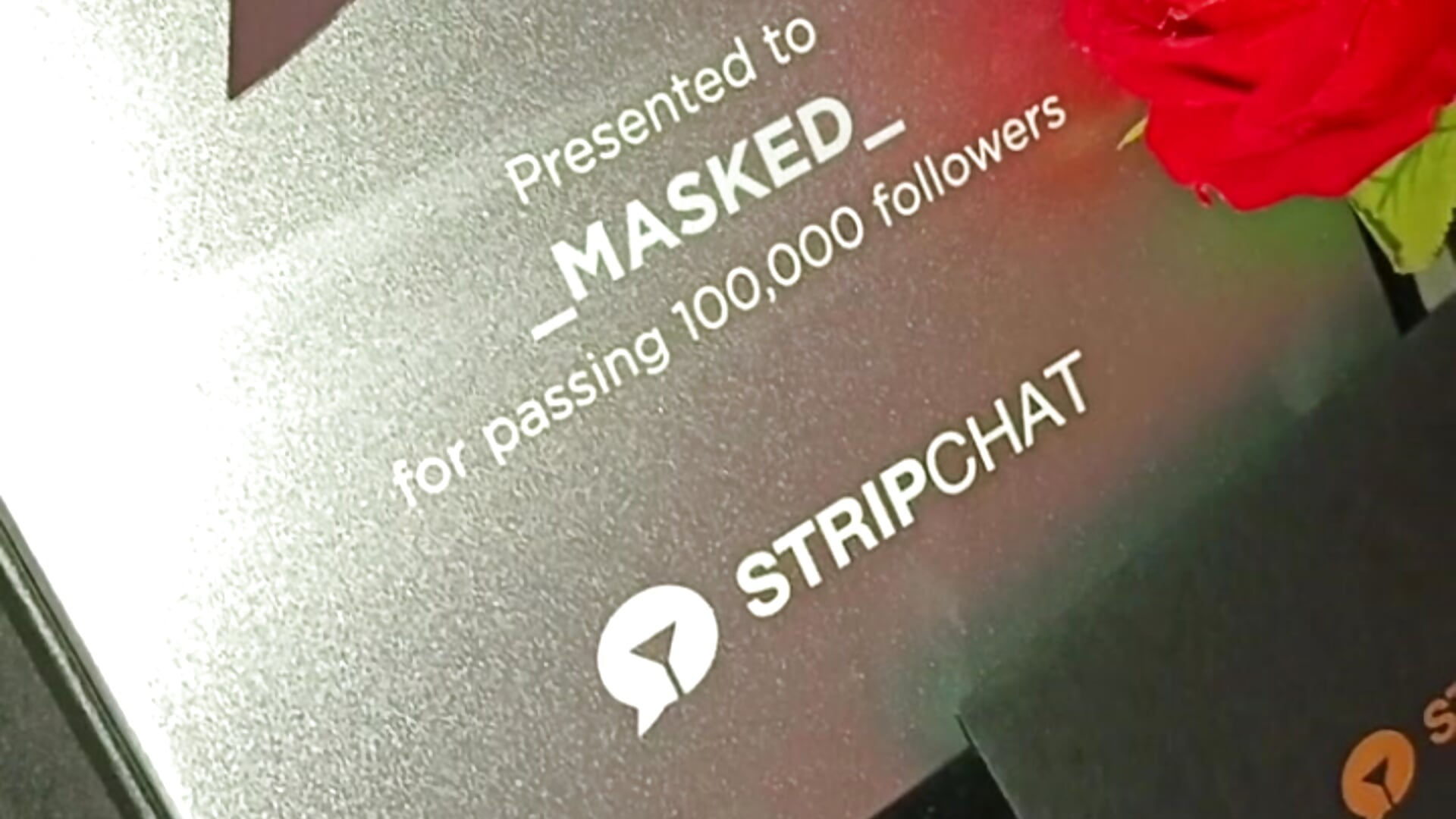 Unboxing OUR 100K MILESTONE AWARD 😍🥳 THANK YOU 🌹❤ - video di __MASKED__ modella di cam
