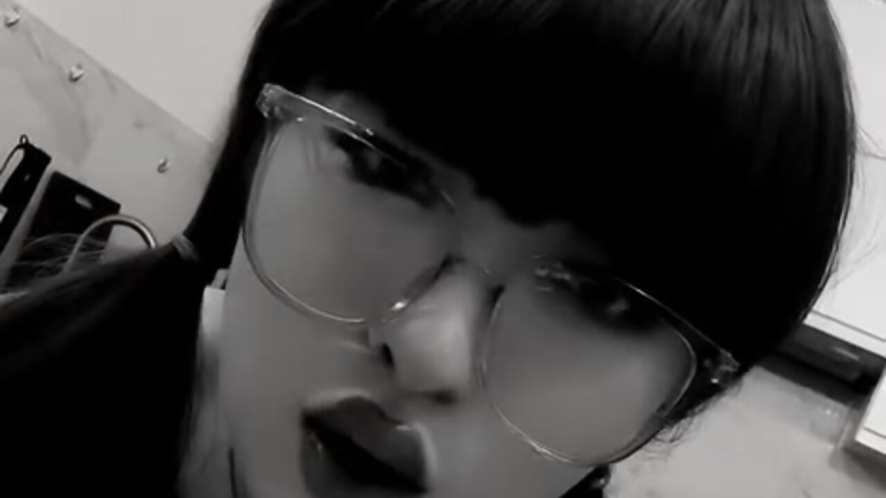 :) - video by RosieMoons cam model