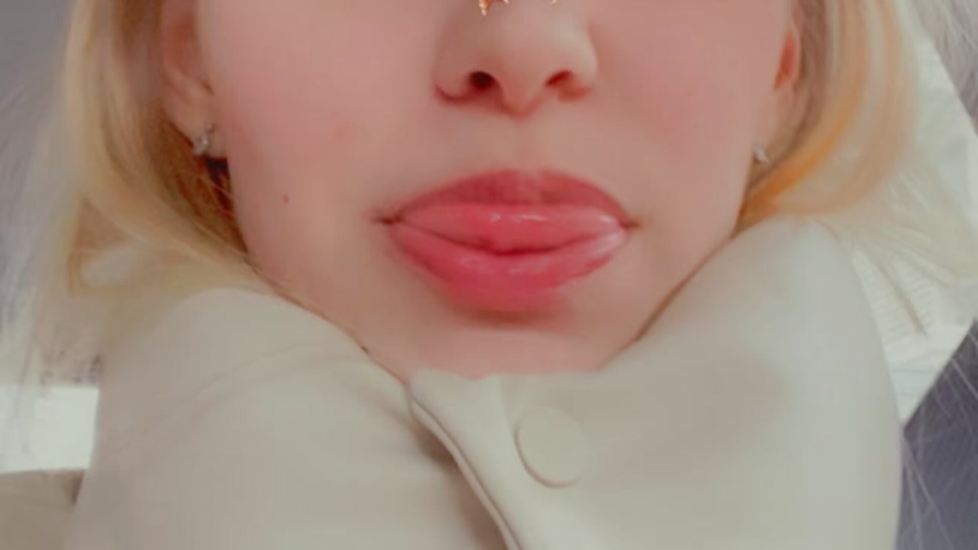 life mood - video by Radiants_two cam model