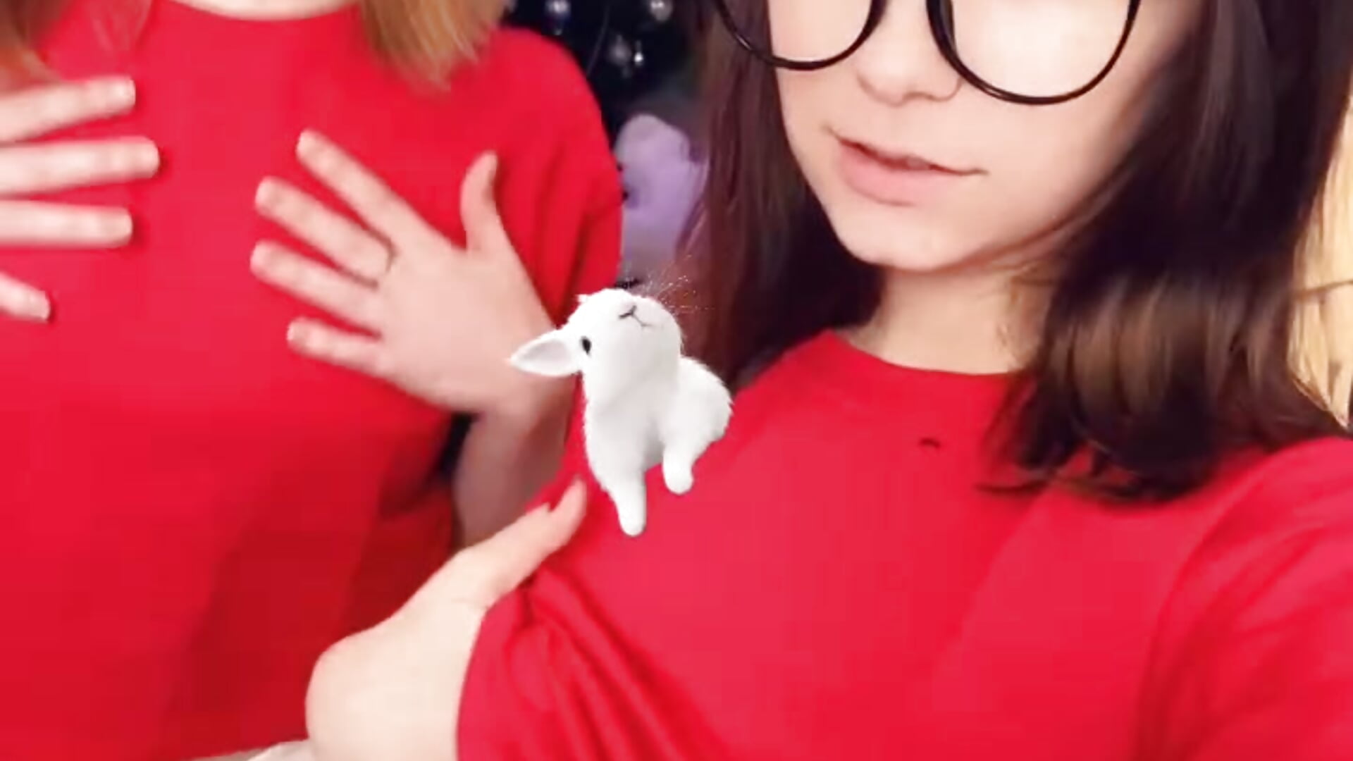Meow - video by Radiants_two cam model