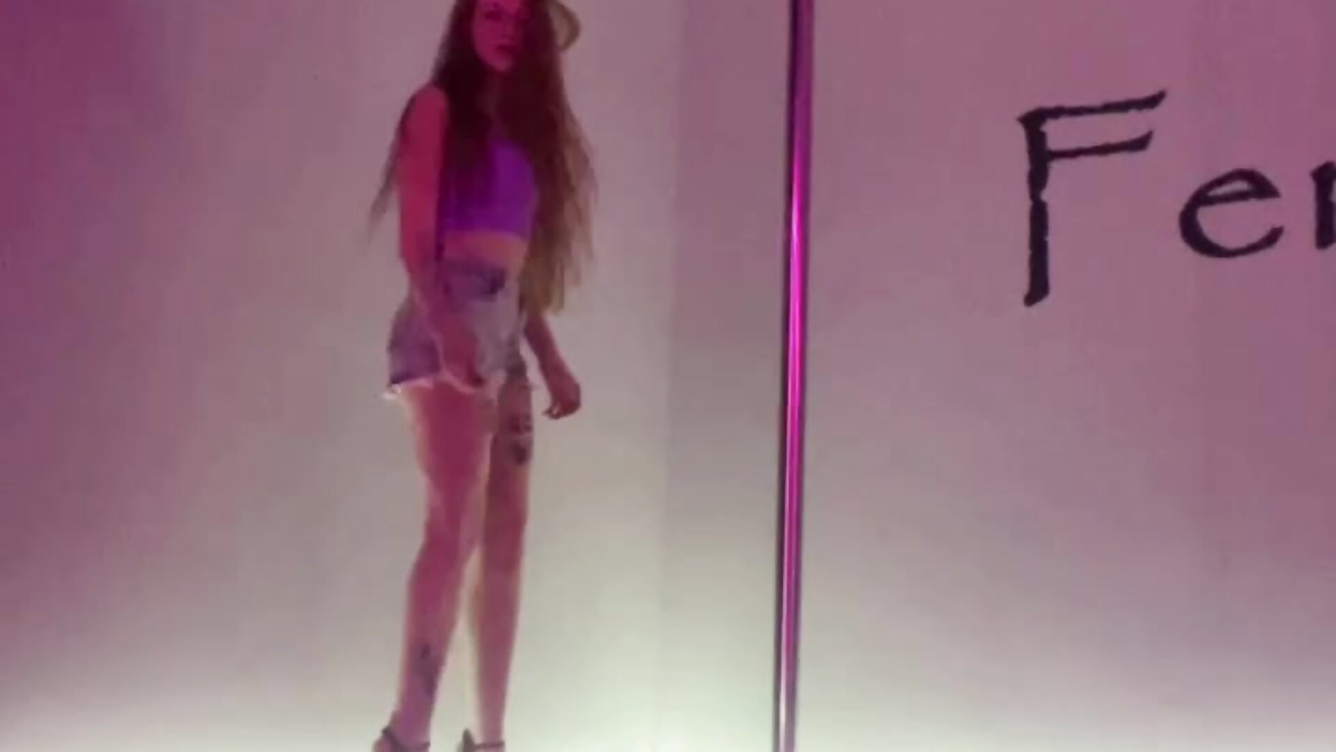 POLE - video by Aliceginger99 cam model