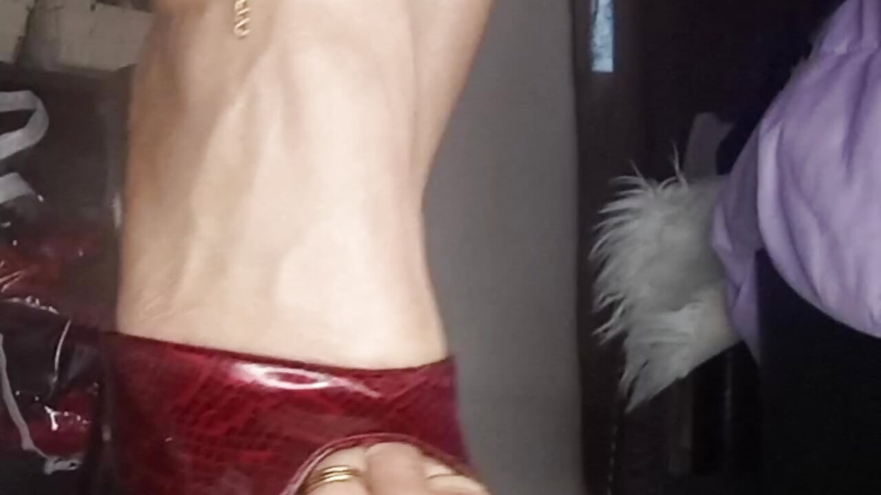 Always red on fire 🔥 hot and sensuality - clip cu PandoraLuxury model videochat