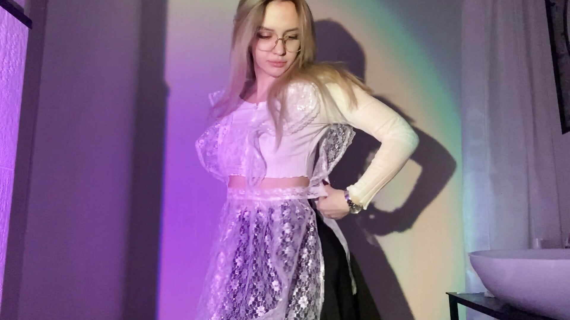 hot tease - video by Sonia_moon_ cam model