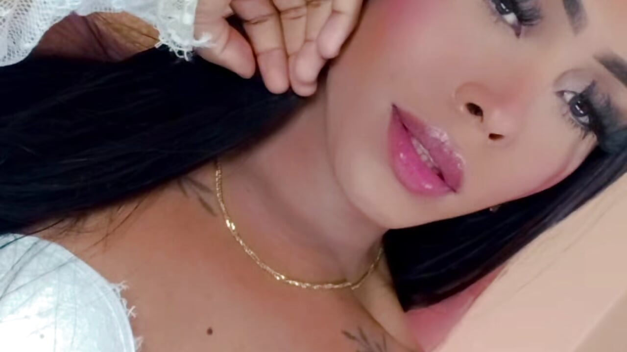 Hey bb - video by CoralineSweett cam model