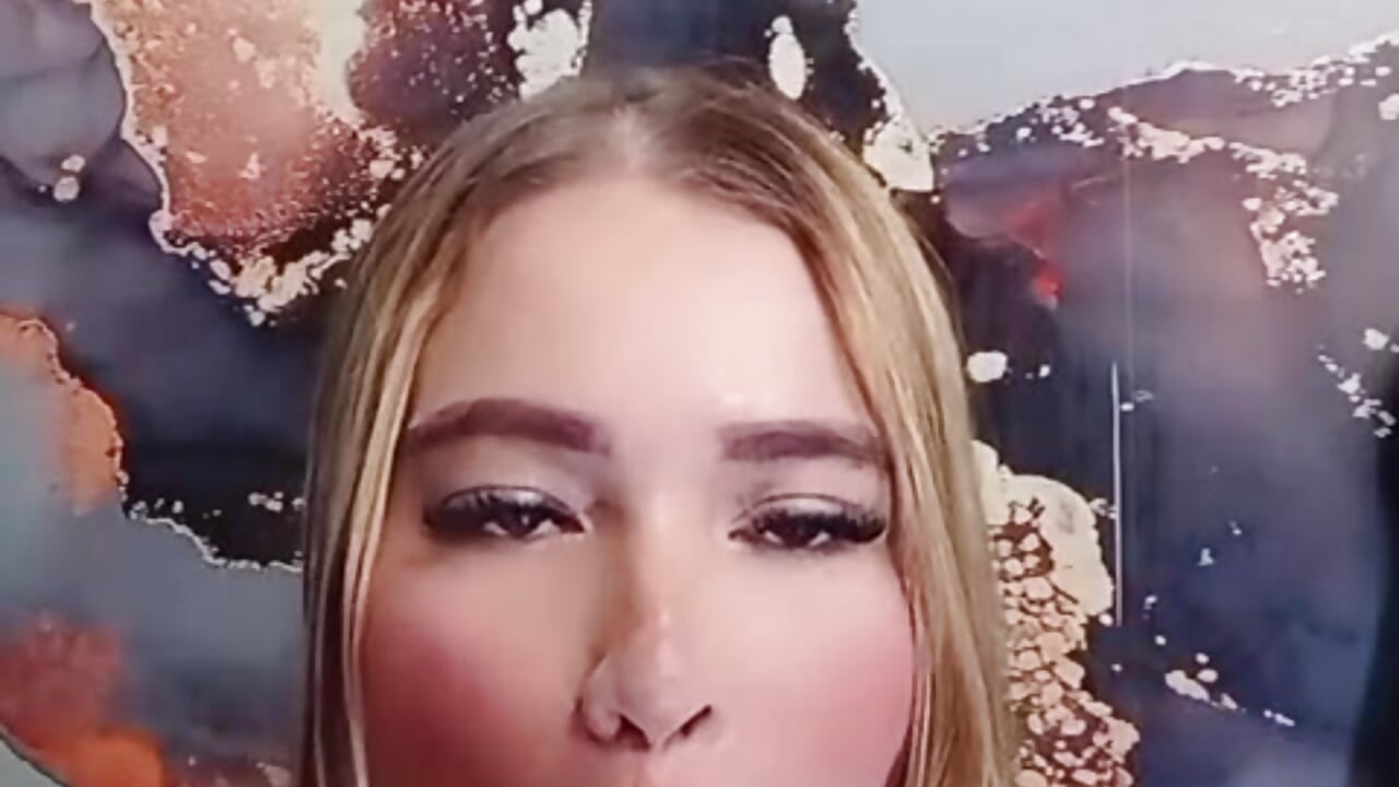 I want to suck with a lot of saliva - video by meliboobs_ cam model