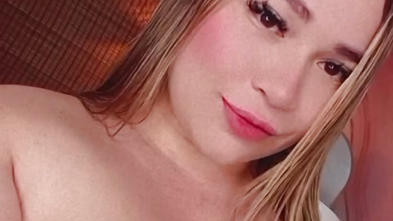 WhatsApp Video 2025-10-19 at 1,52,44 AM (1) - video by meliboobs_ cam model