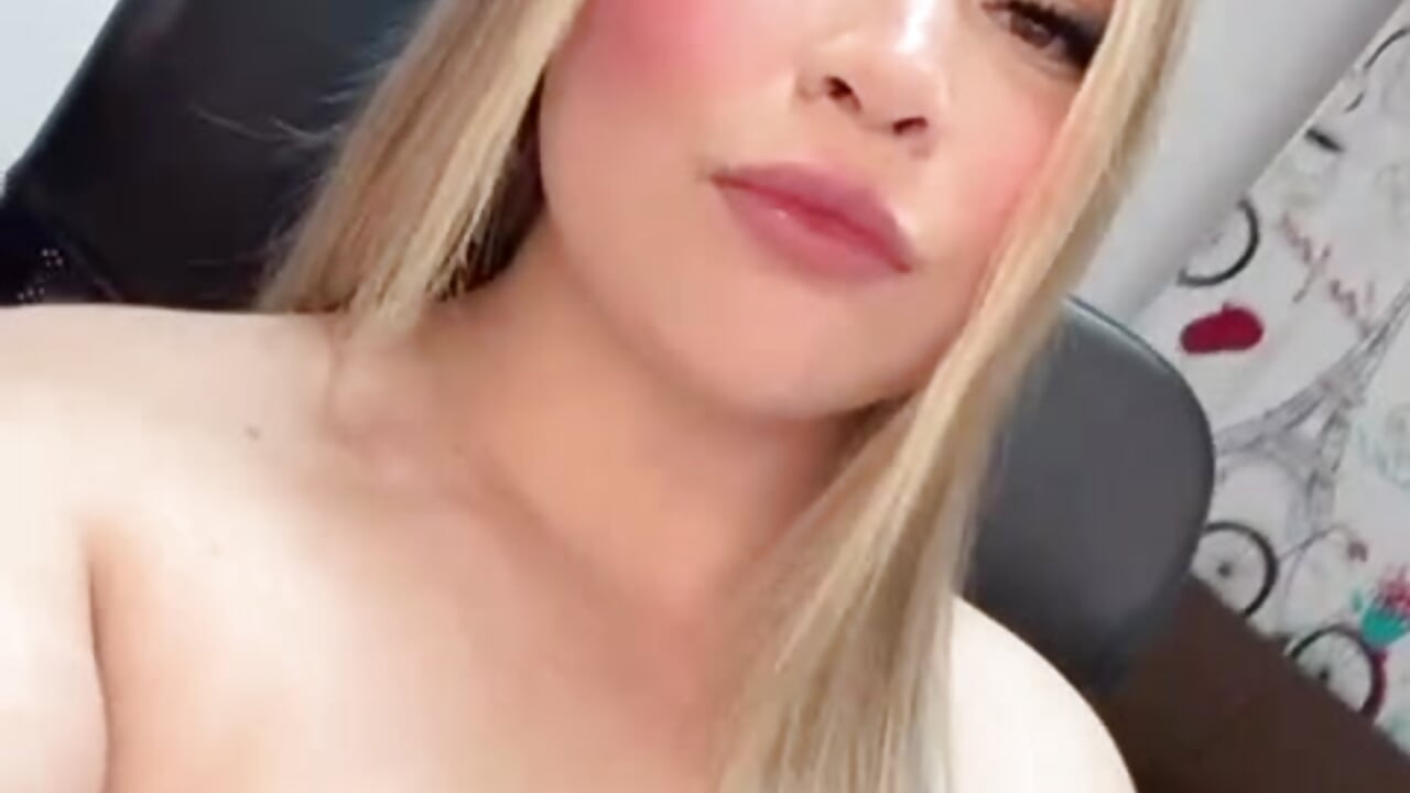 WhatsApp Video 2025-12-04 at 11.35.28 PM.mp4 - video by meliboobs_ cam model