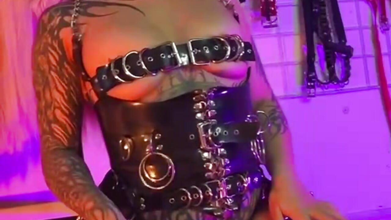 𝕿𝖍𝖊 𝖕𝖔𝖜𝖊𝖗 𝖔𝖋 𝖘𝖊𝖉𝖚𝖈𝖙𝖎𝖔𝖓. - vídeo de irregular_fetish_ modelo de câmara