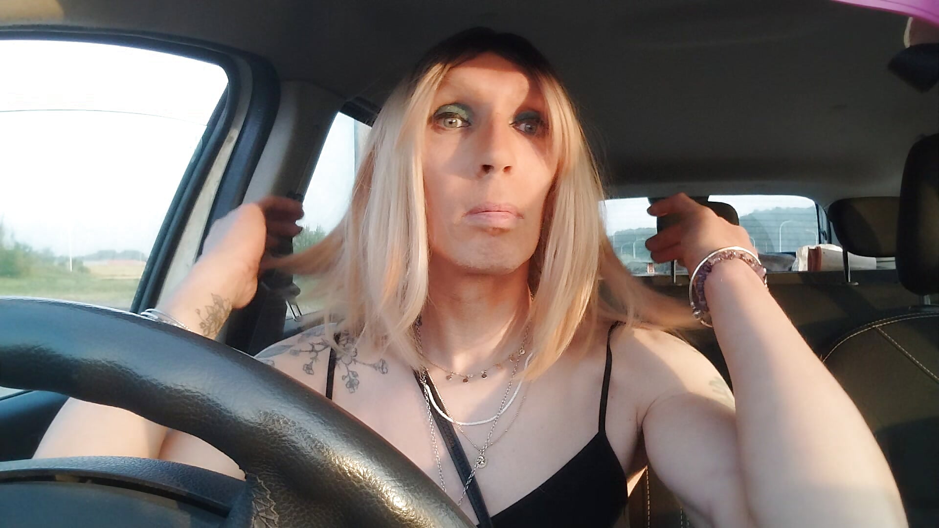 VID_20230704_063710 – video od webkamerové modelky Ombeline1