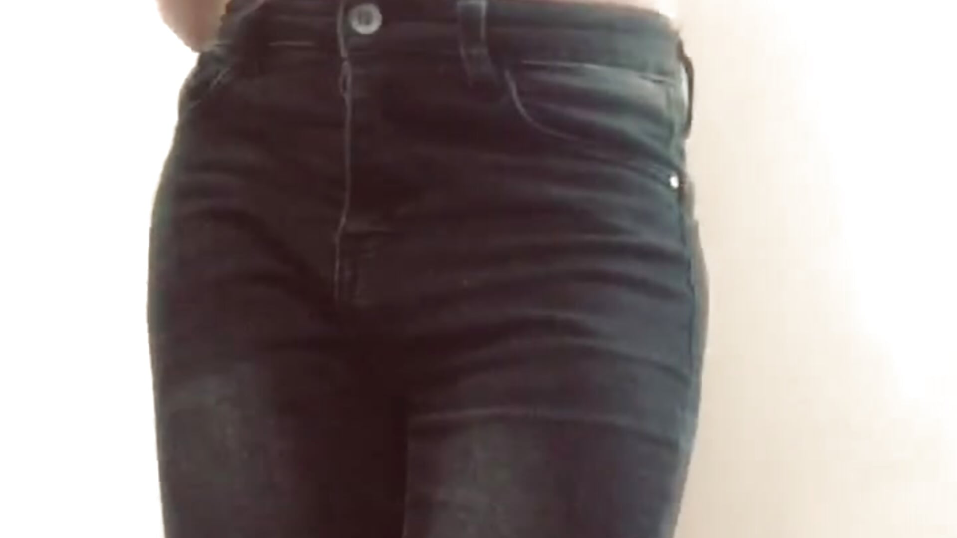 trim,DB2E3D27-5167-4B44-BC07-21B9CD06A37D - video by Inesgabi cam model