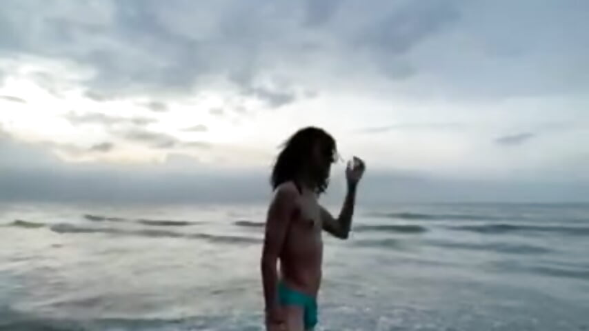 Beach, sun and sea - video by Max_elli cam model