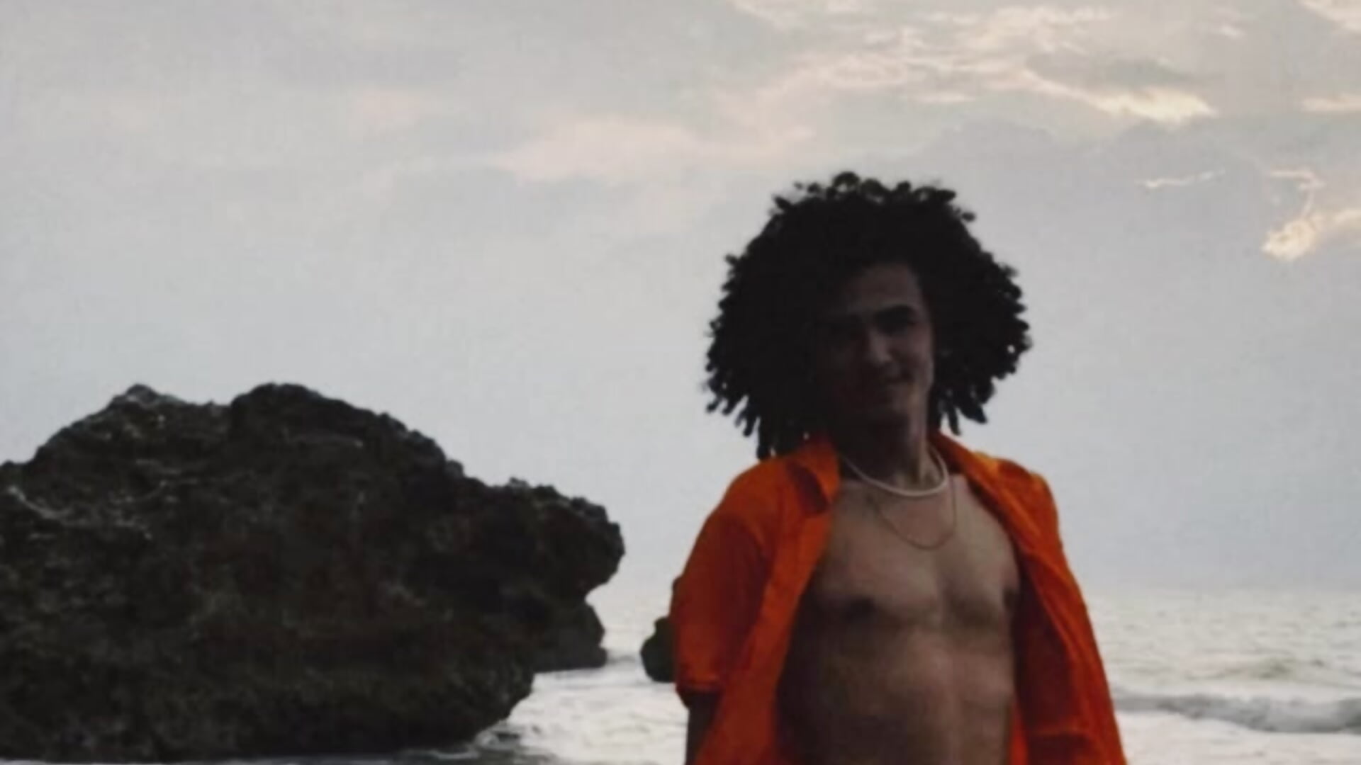 Peace - video by Max_elli cam model
