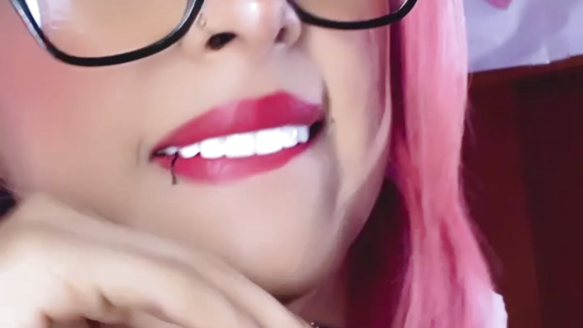 your favorite schoolgirl - video oleh pearlconnel kamera model