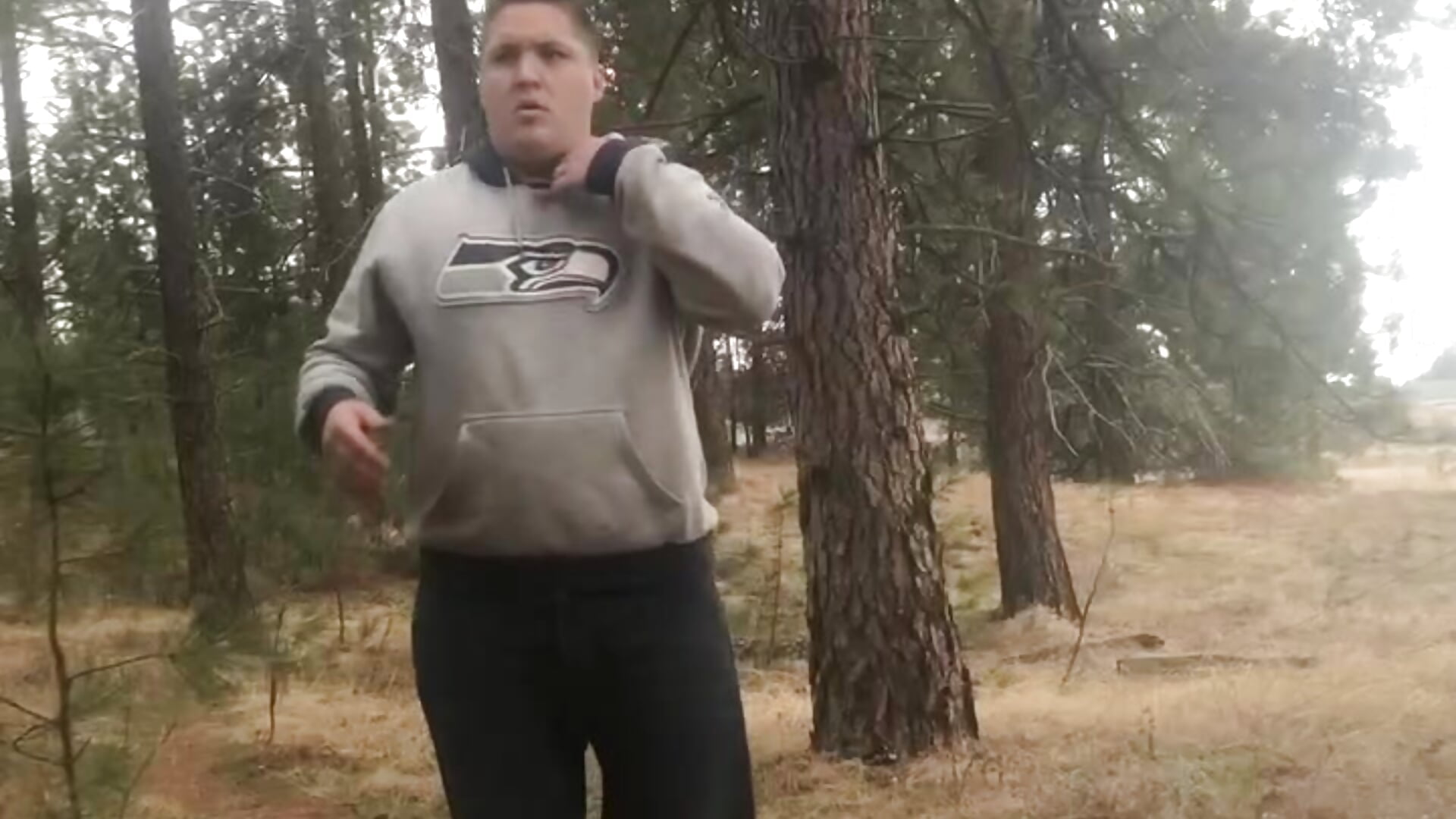 Walking through woods naked – видео вебкам-модели jakeyboi422