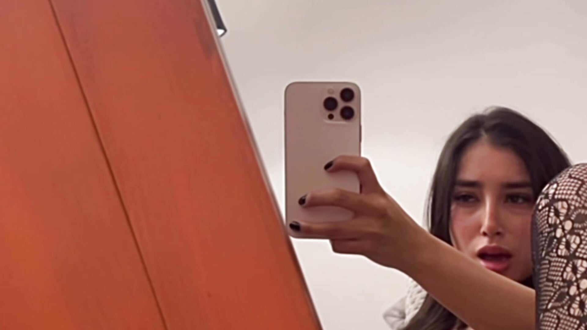 Hey 🤫－カメラキャストのvico_sweetyの動画