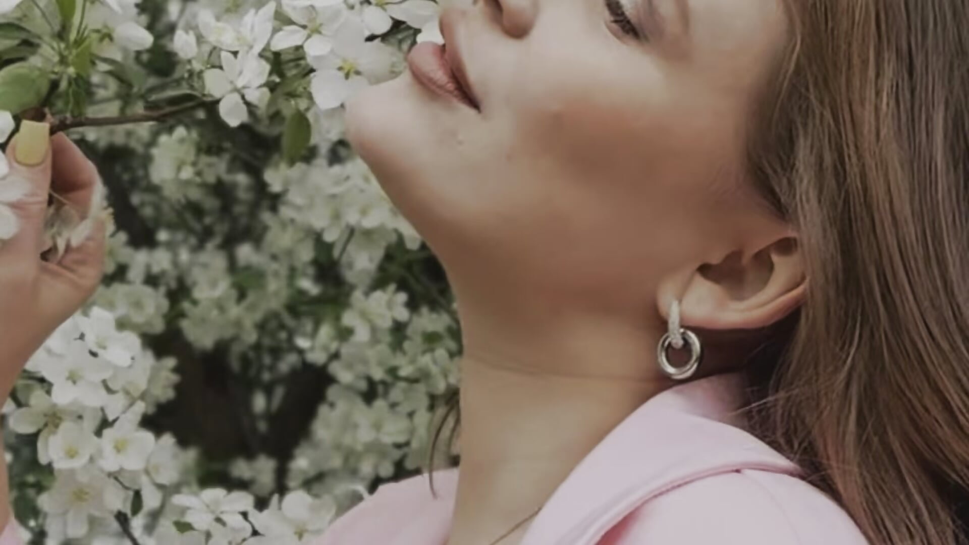 🤍 - video by Flower__Ashley cam model