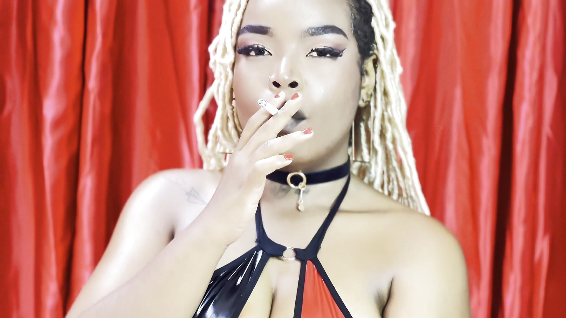 bdsm intro - 視頻由 MadisonLopezx 主播提供