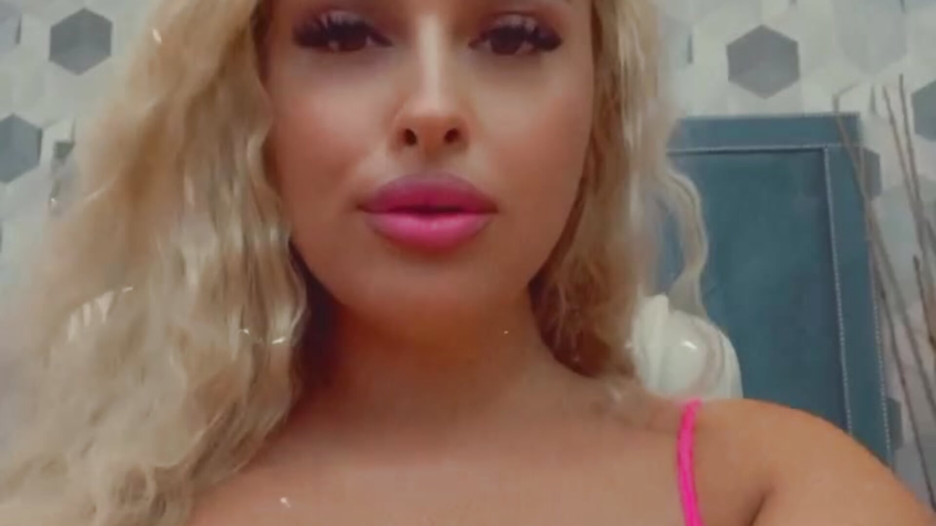 IMG_1323 - video by Leah_Boobies cam model