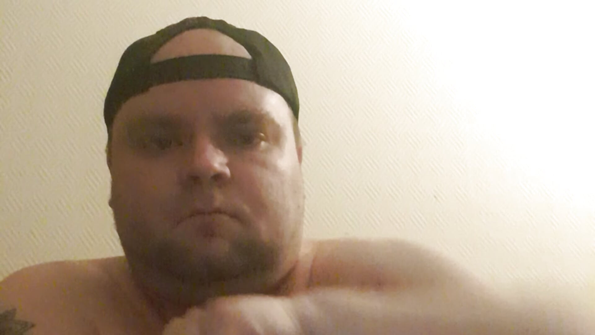 20230409_221428 - video by Armpitfartfetish cam model