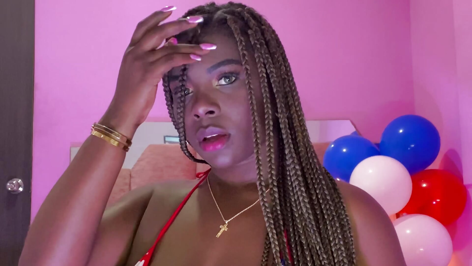 Happy 4th of July 🥳🇺🇸 - video by LoveQueen2 cam model