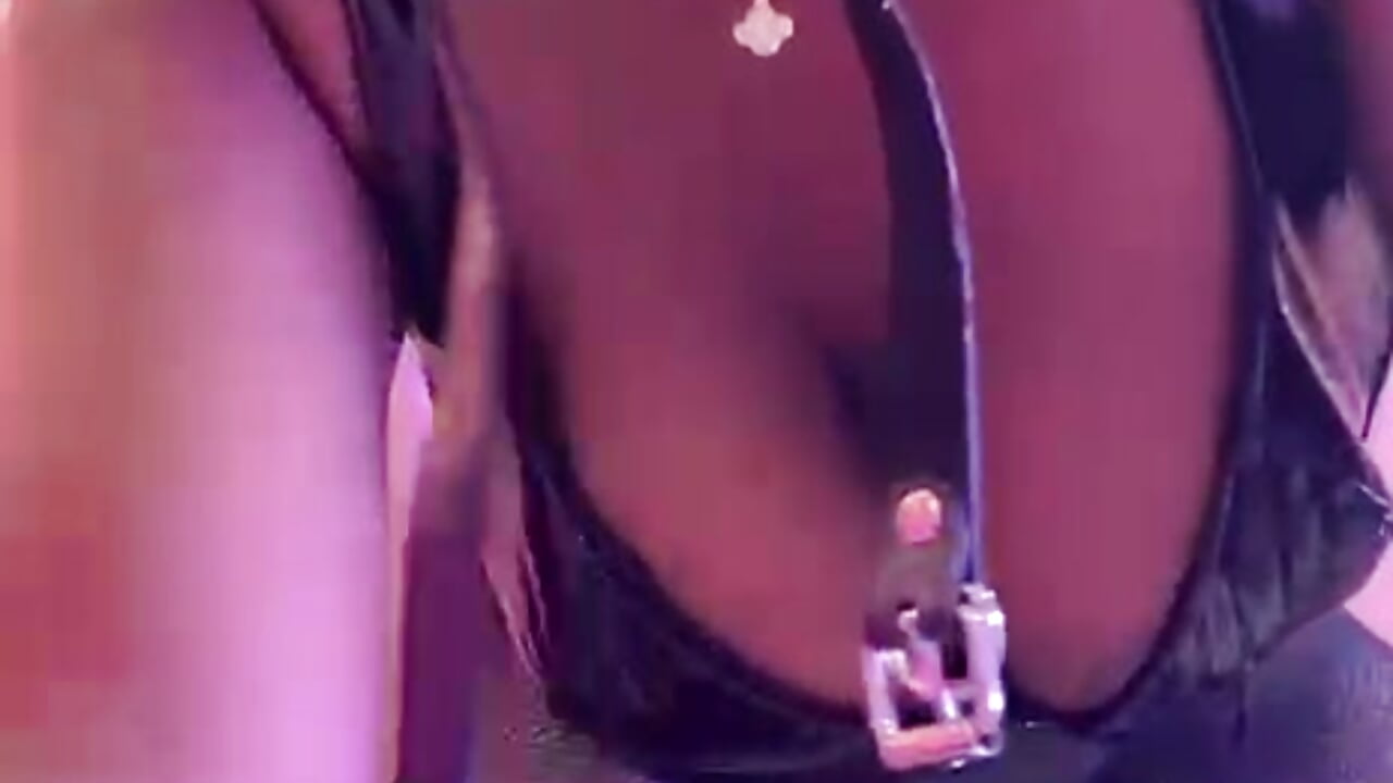 Sexy latex LoveQueen2 - video by LoveQueen2 cam model