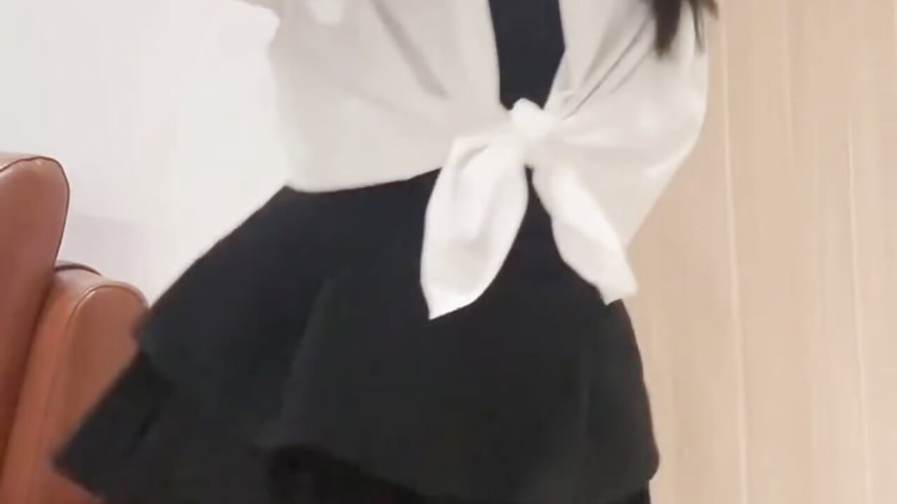 Nhảy nhót tí