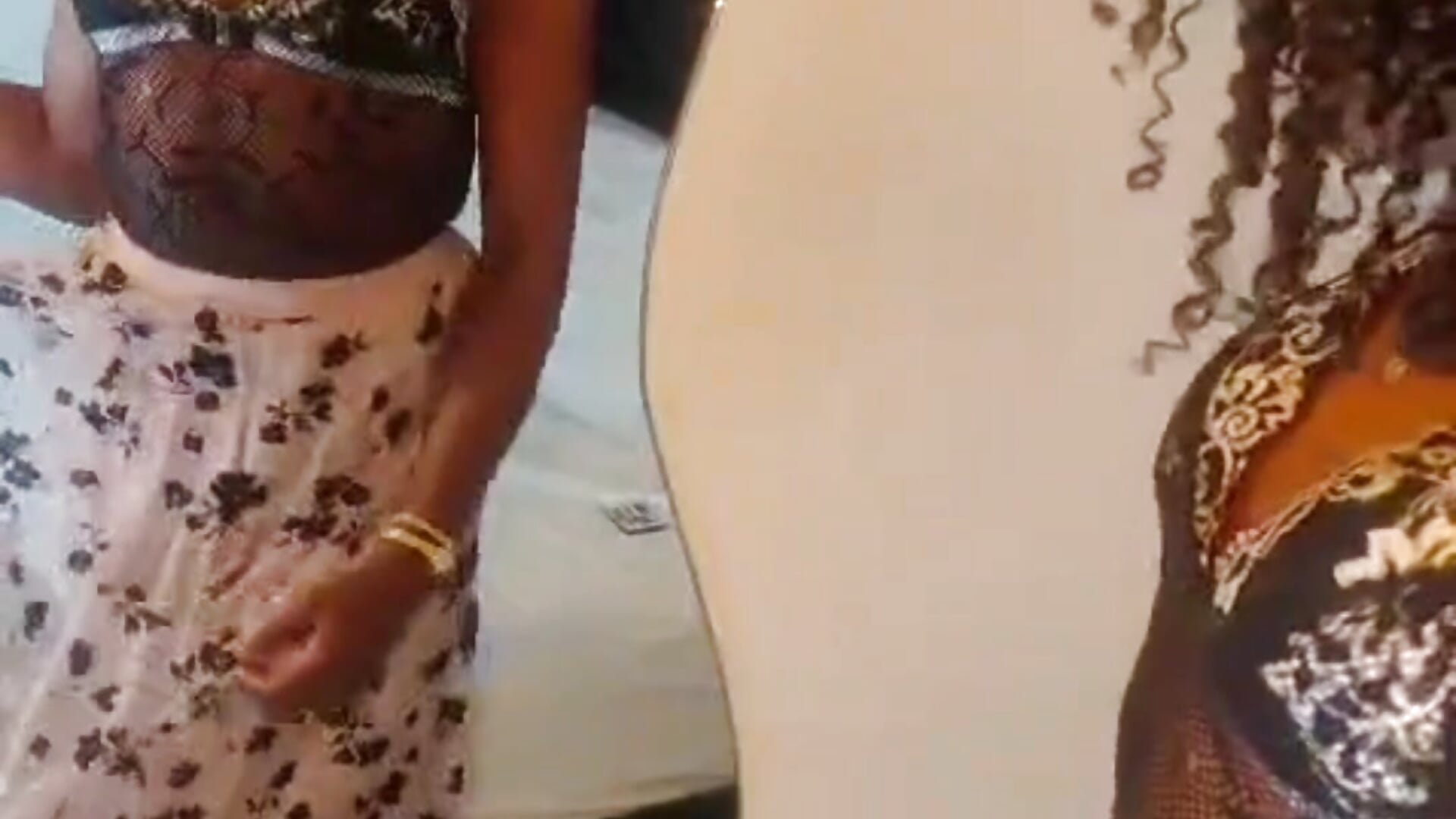 Please excuse my lateness: I would have loved to arrive in your life sooner. - video van puca_ebony cam-model