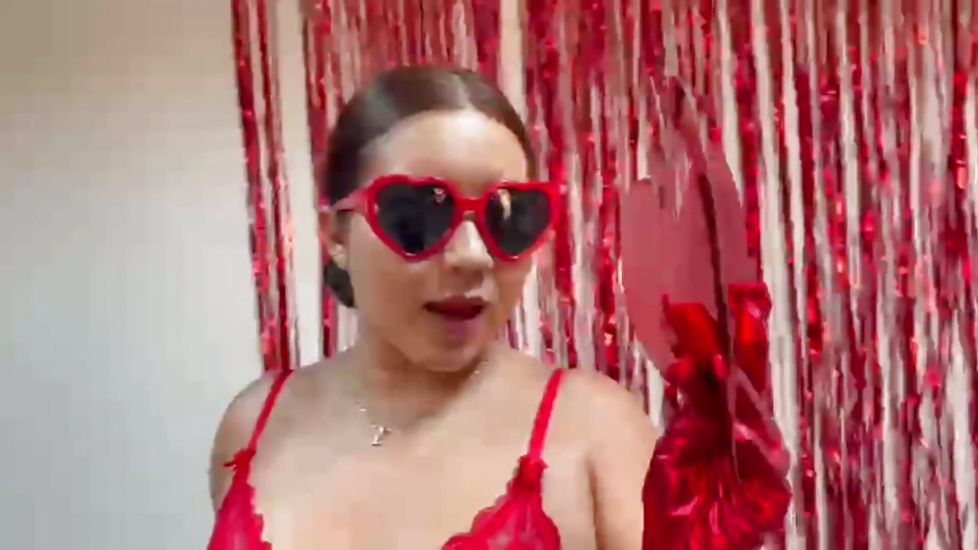 Alexa san valentin 2026 - video by alexa_pariss cam model