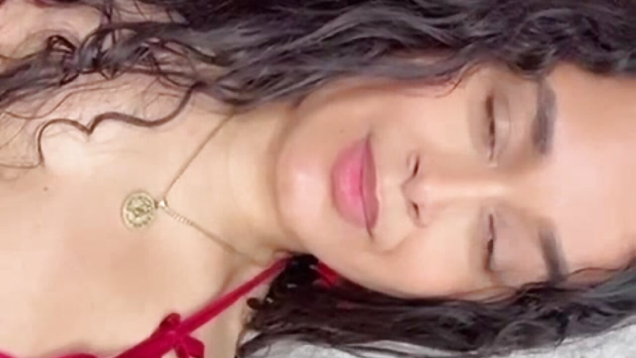 HELLO GUYS－カメラキャストのsabrina_shark_の動画