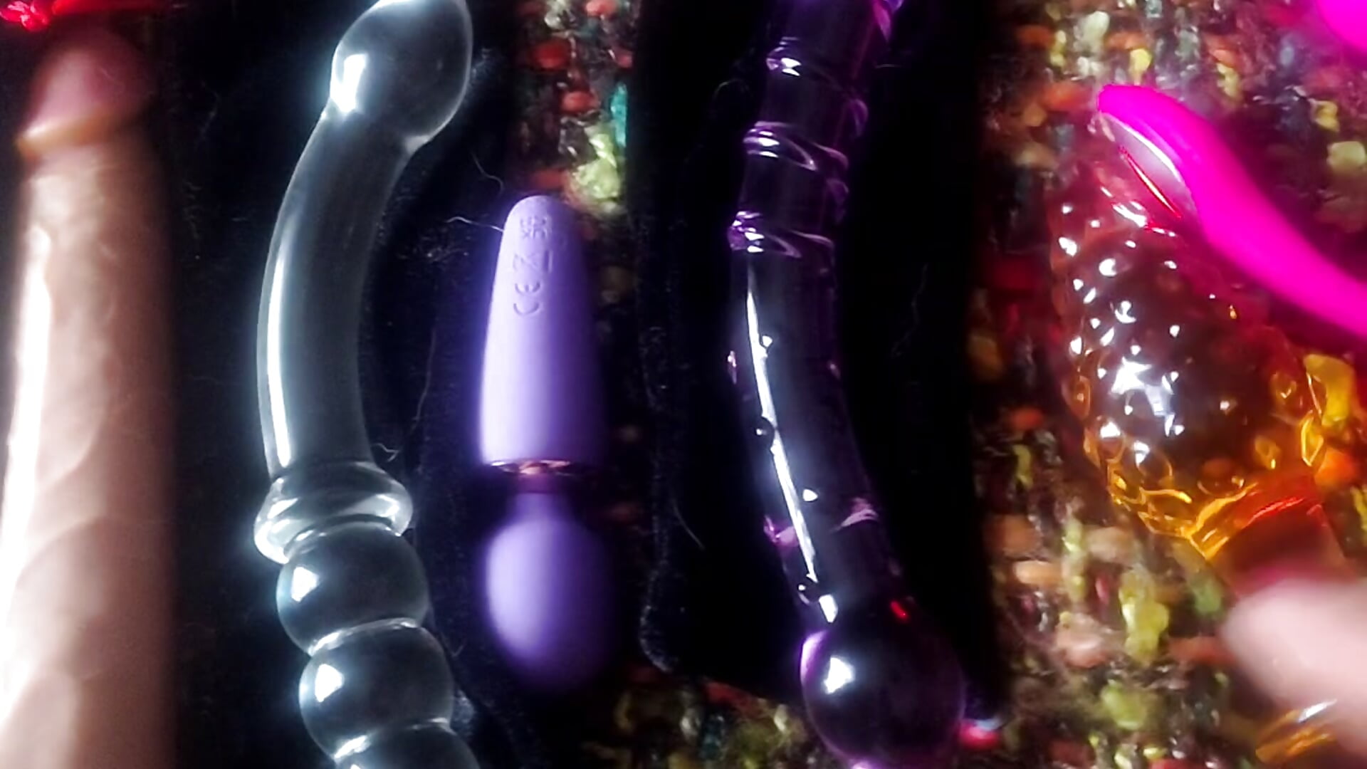 my crystal collection and more－カメラキャストのCeceilaMoonの動画