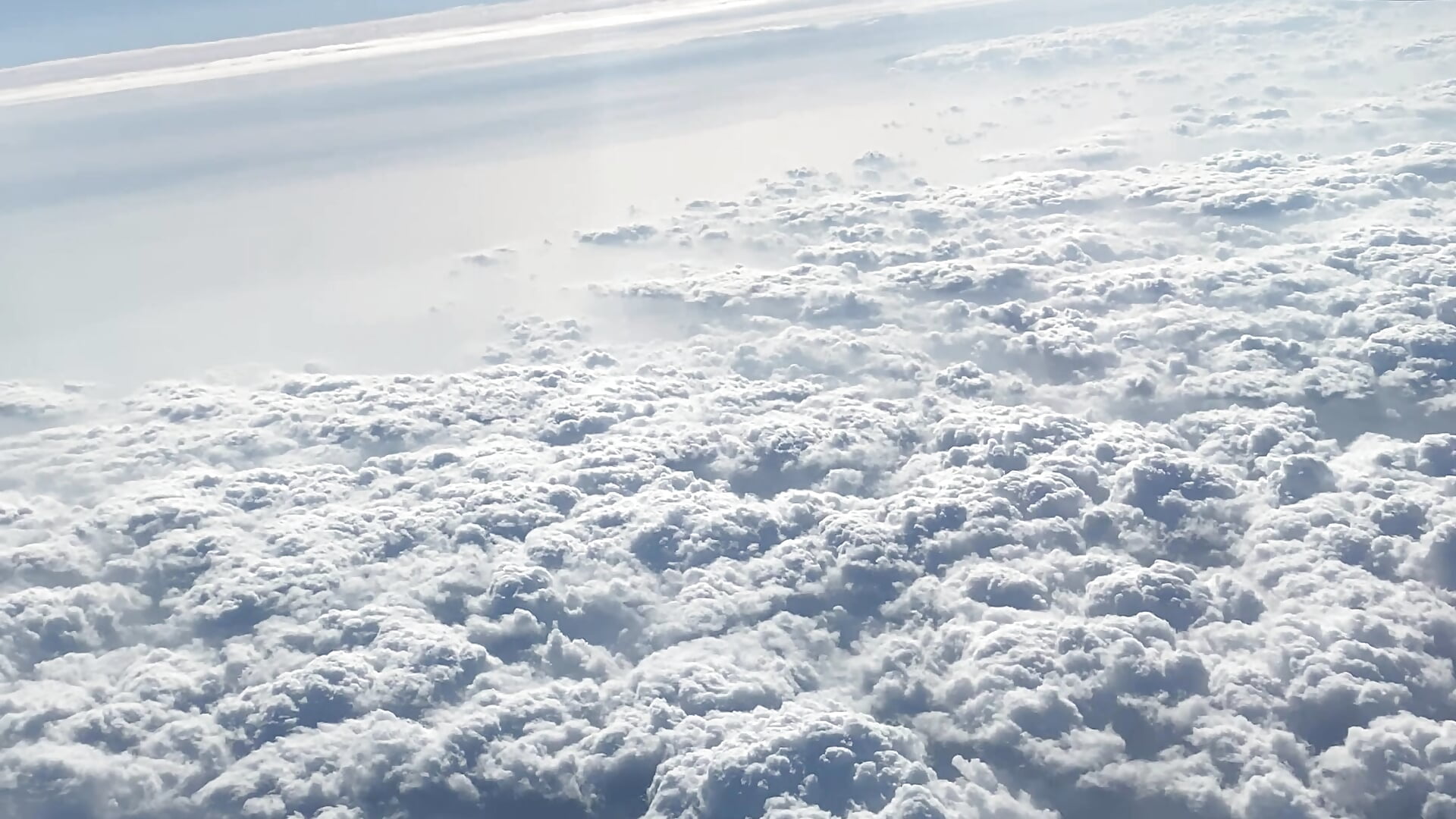 飛機上的視角 - video by mememe_1006_