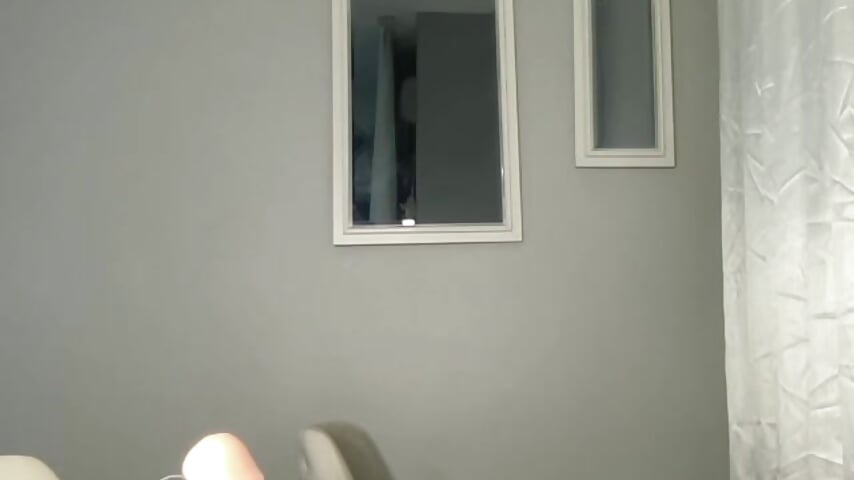 squırt💦 - فيديو من petitebeauty موديل الكام