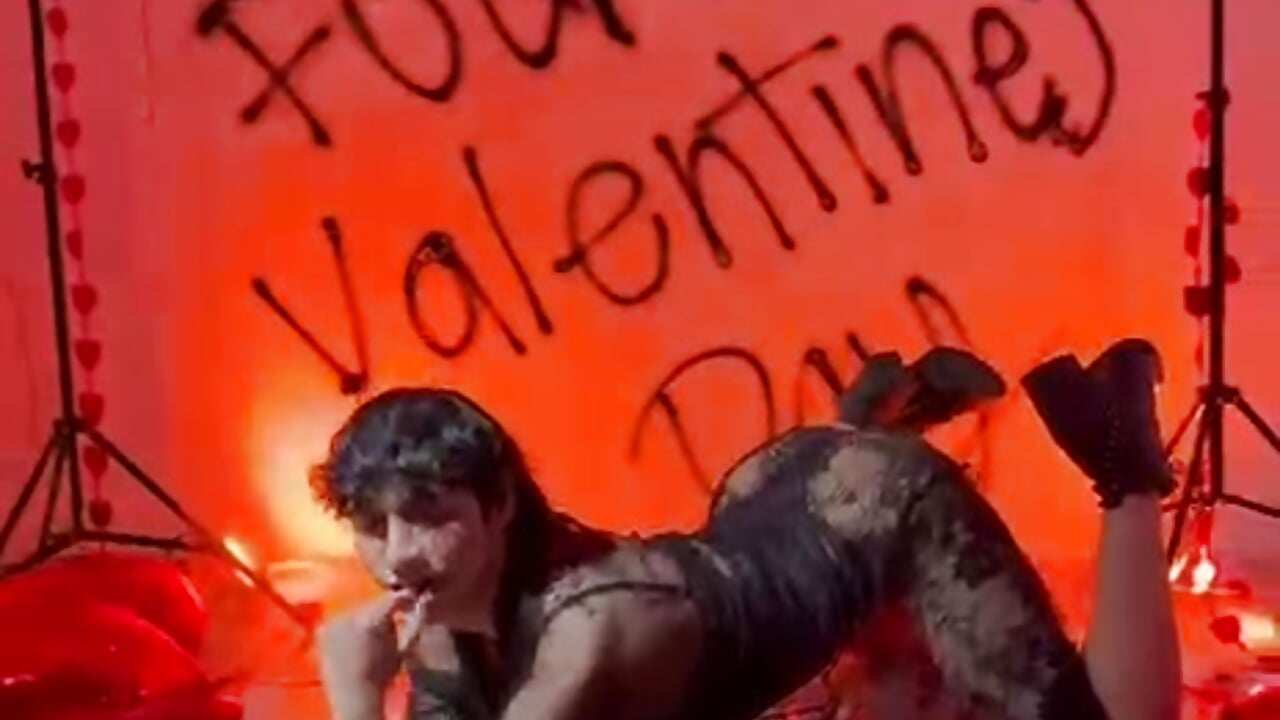 san valentin - video by Brann_tadzio cam model