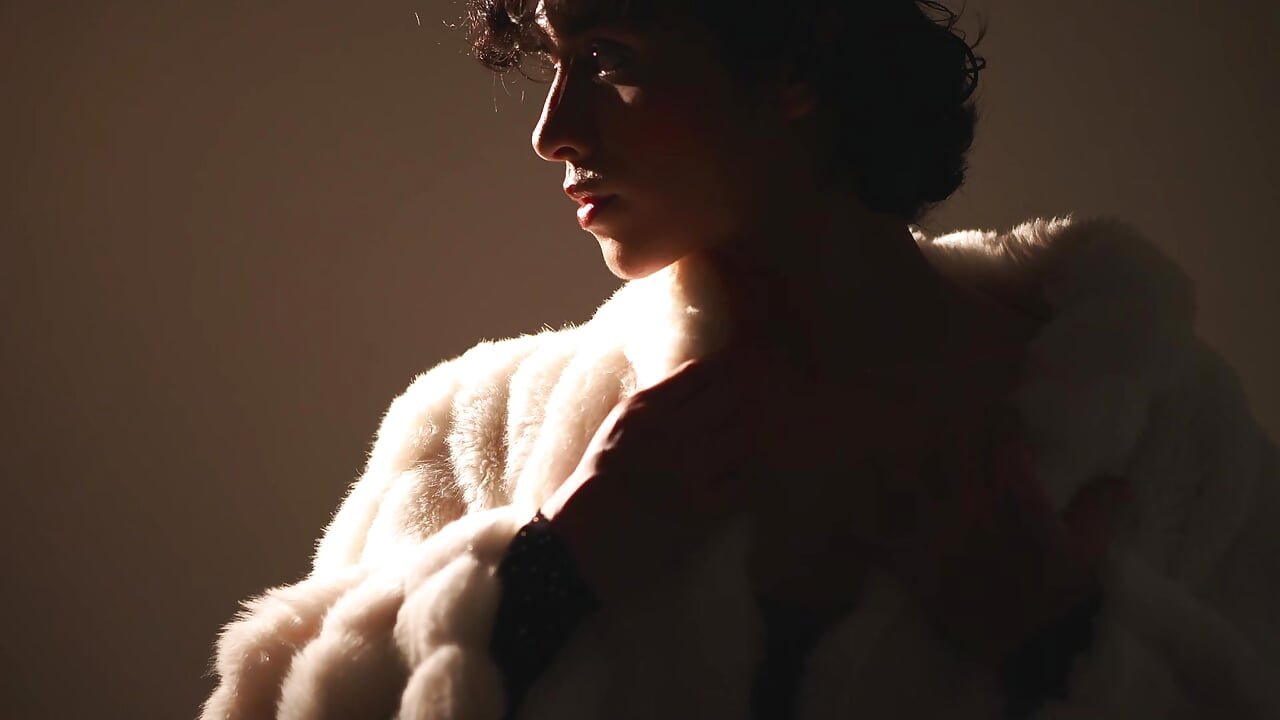 luxury - video by Brann_tadzio cam model