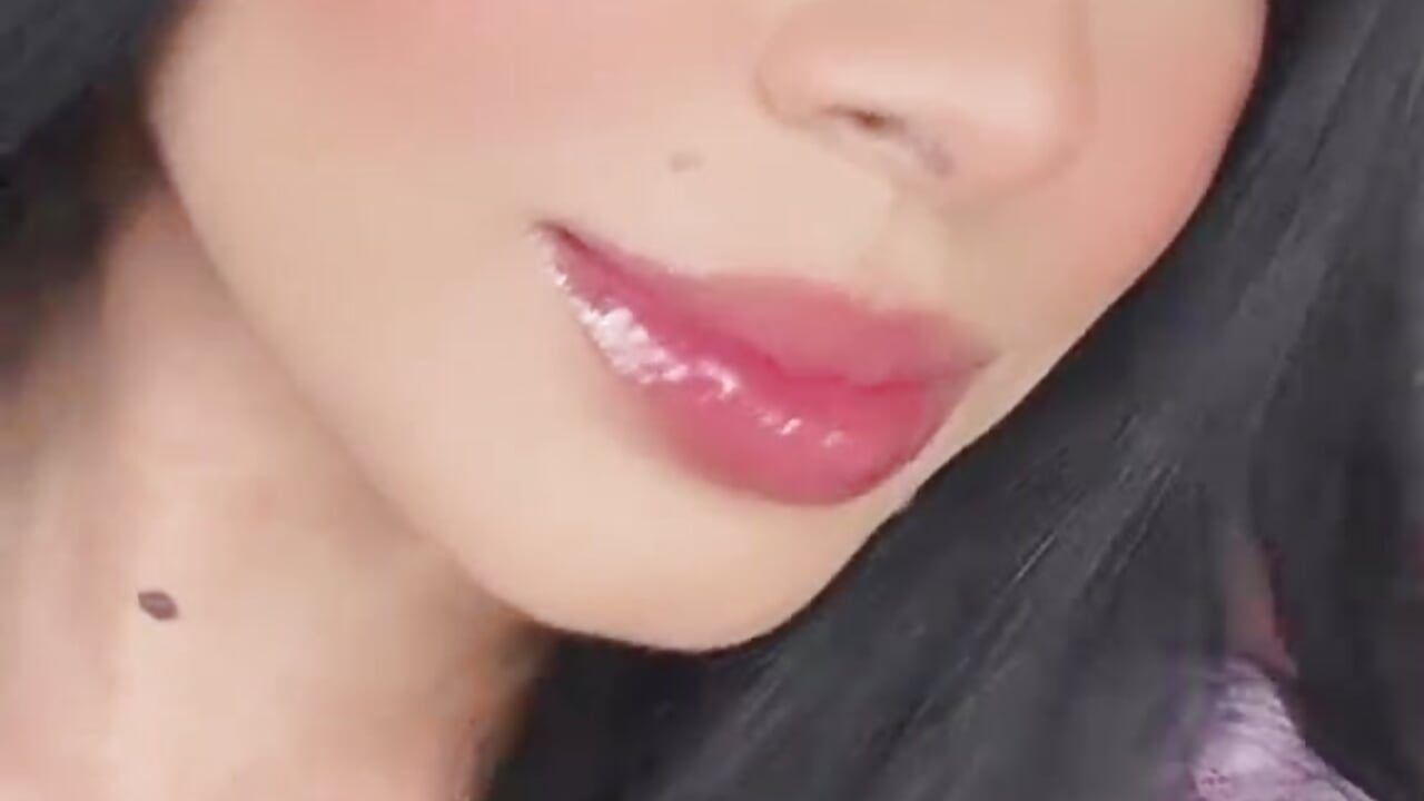 You like my face?😈 - vídeo de la modelo de cam susan_zc