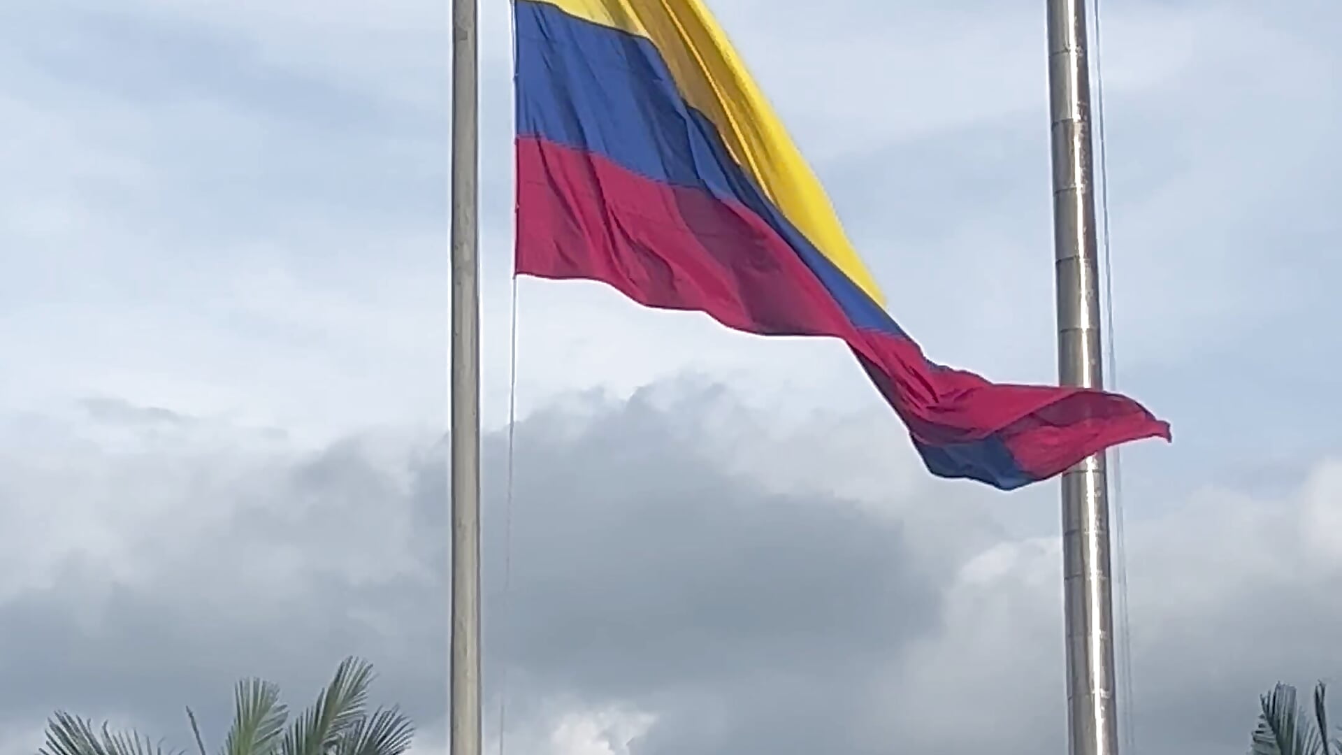 my colombia - video di Luianna modella di cam