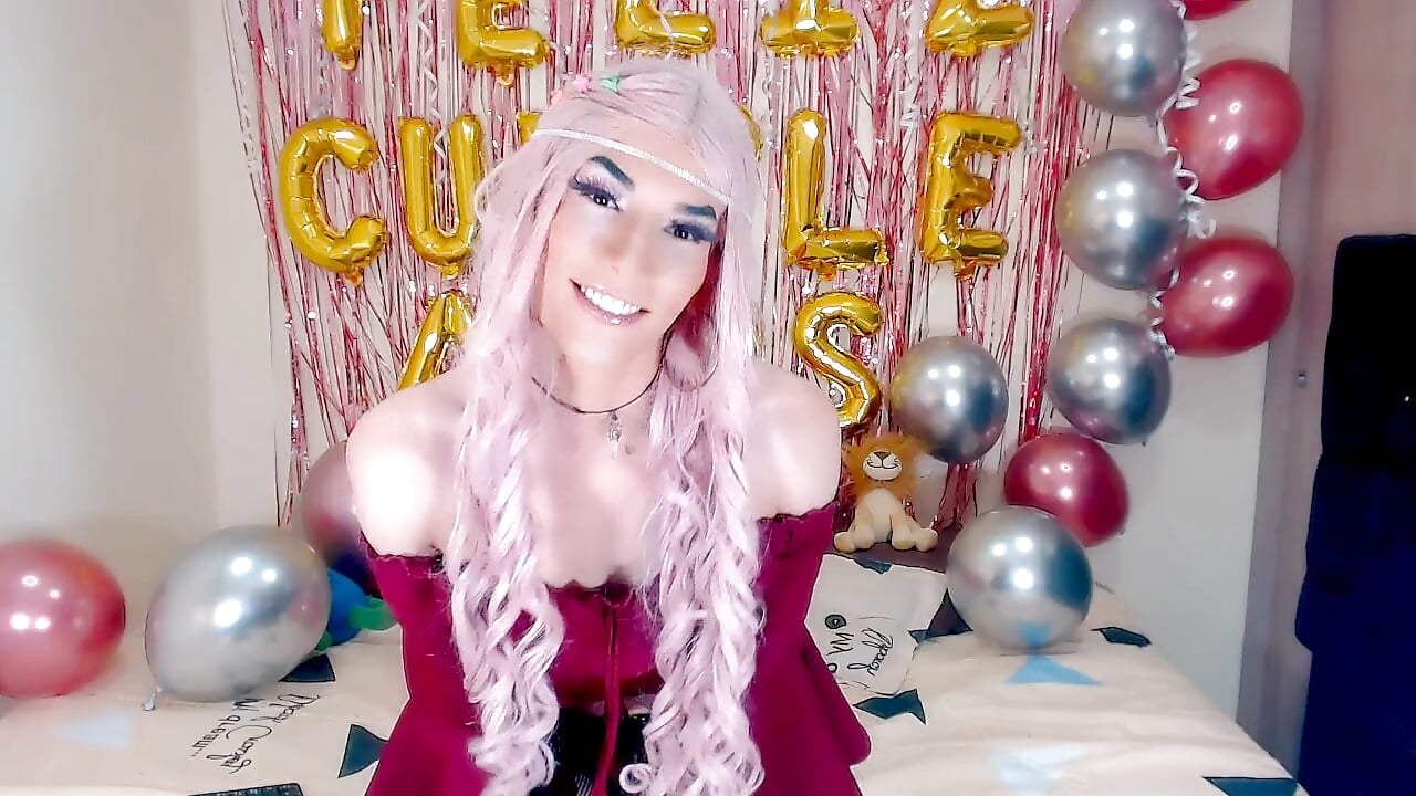 profile-intro-video-1690613044 - video by candent_duo777 cam model