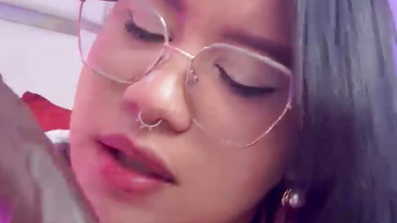 Happy with black cocks - video av elizavenus cam model