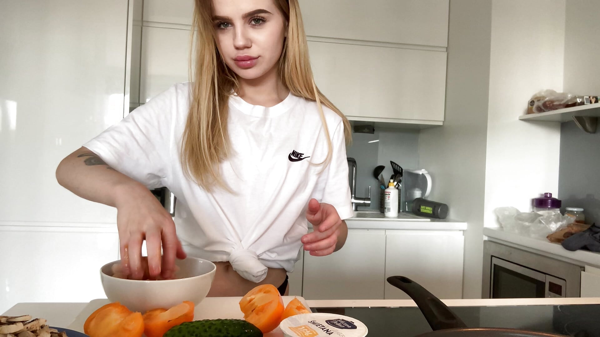 13,06,2 - video by Sasha_Moore cam model