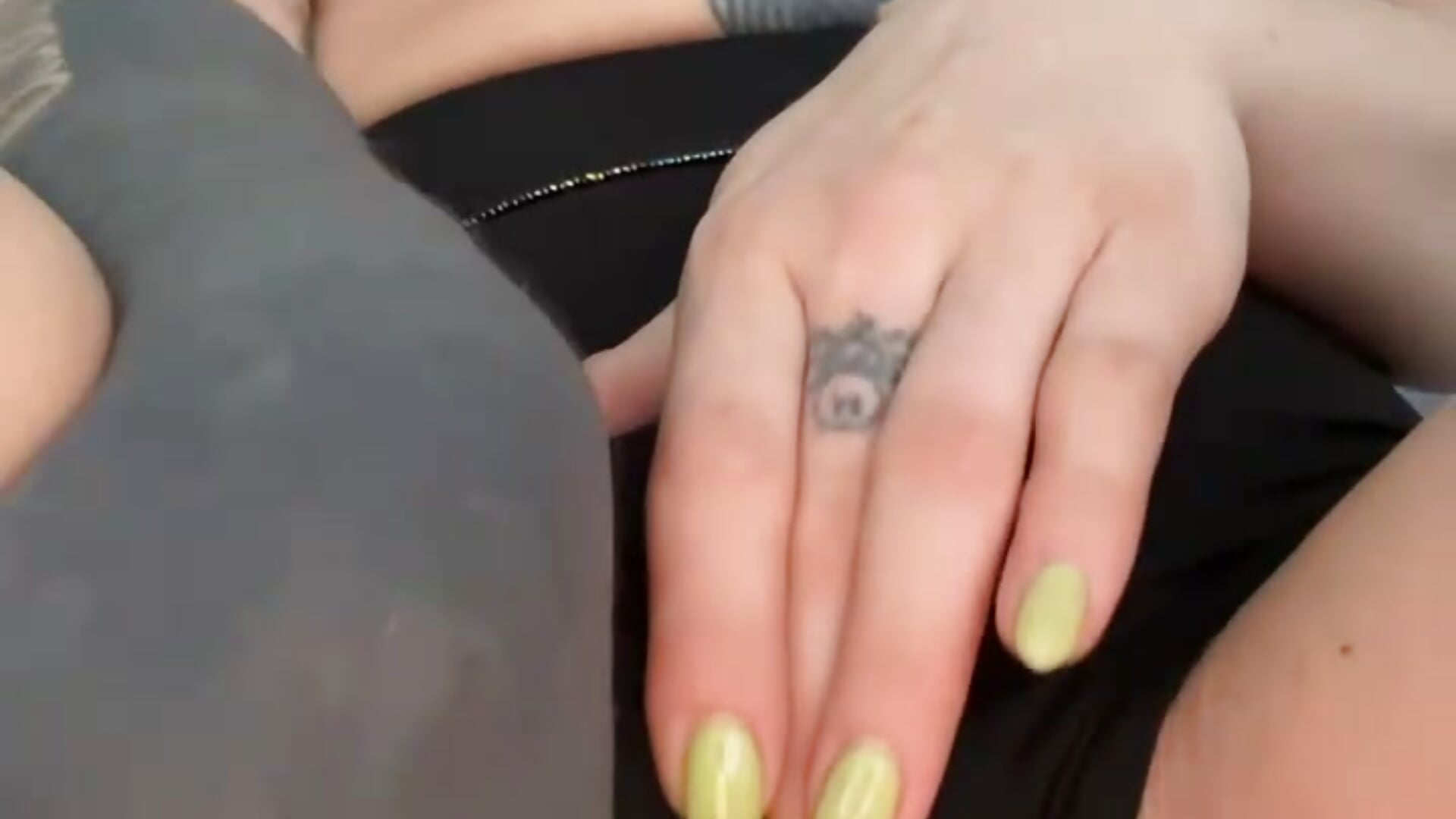 close up camel toe - video by symbio_ cam model