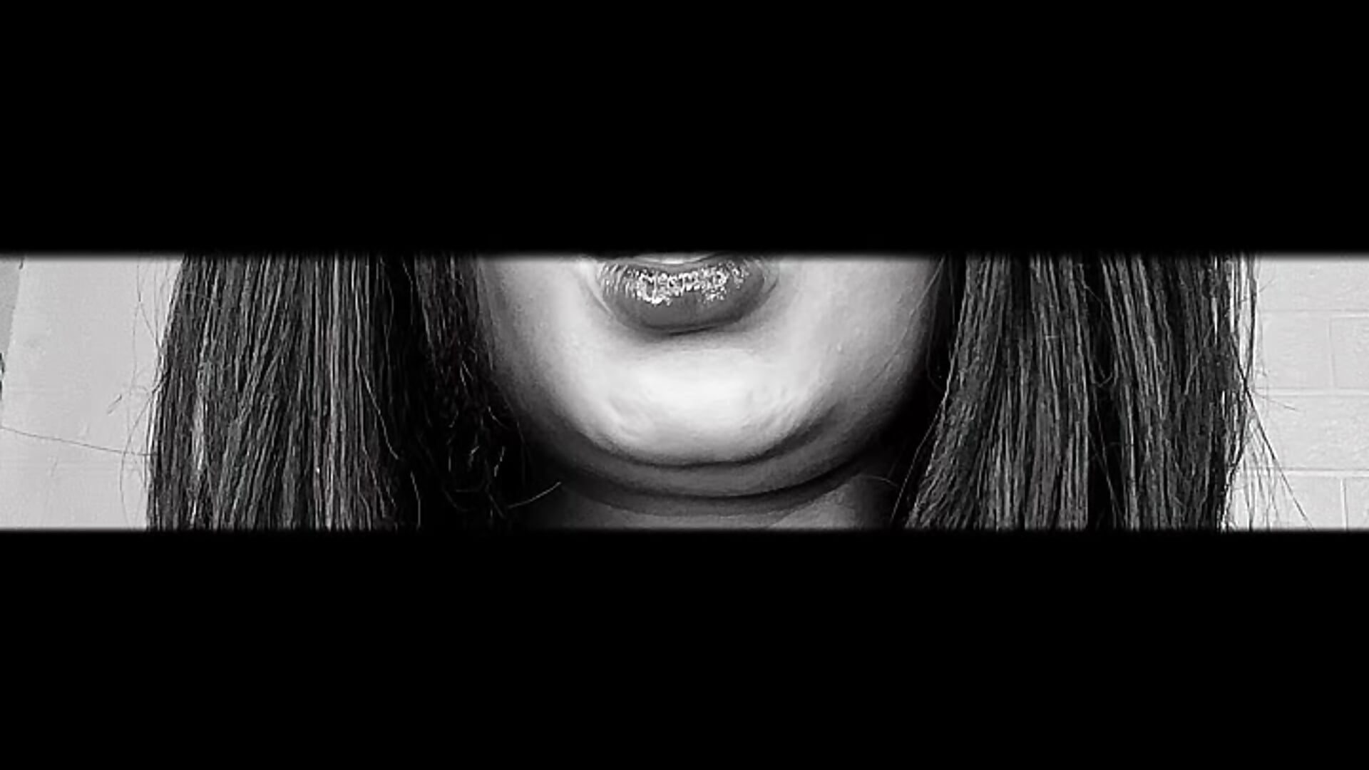 Do you like honey 😈 – video od webkamerové modelky CharlotteMillers