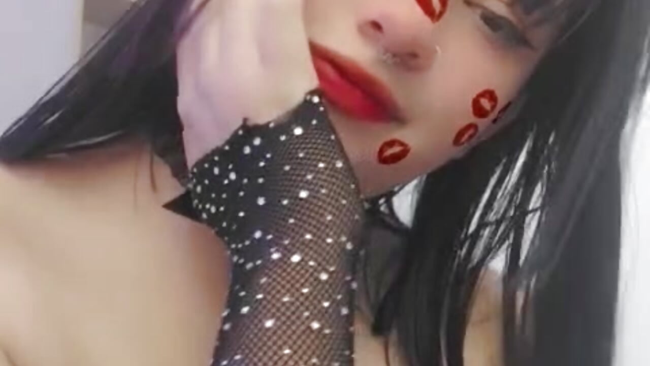 me and me - video by Miniie_N cam model