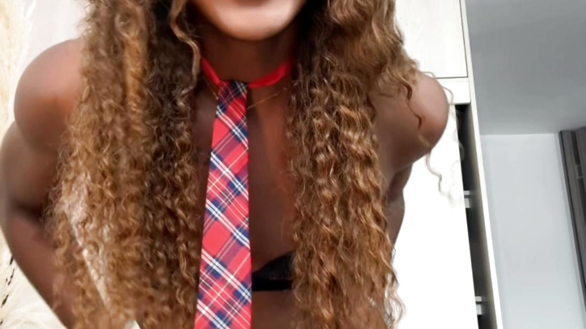 Dance with me 🥰😍🩷😘 - video by euphoricbunny cam model