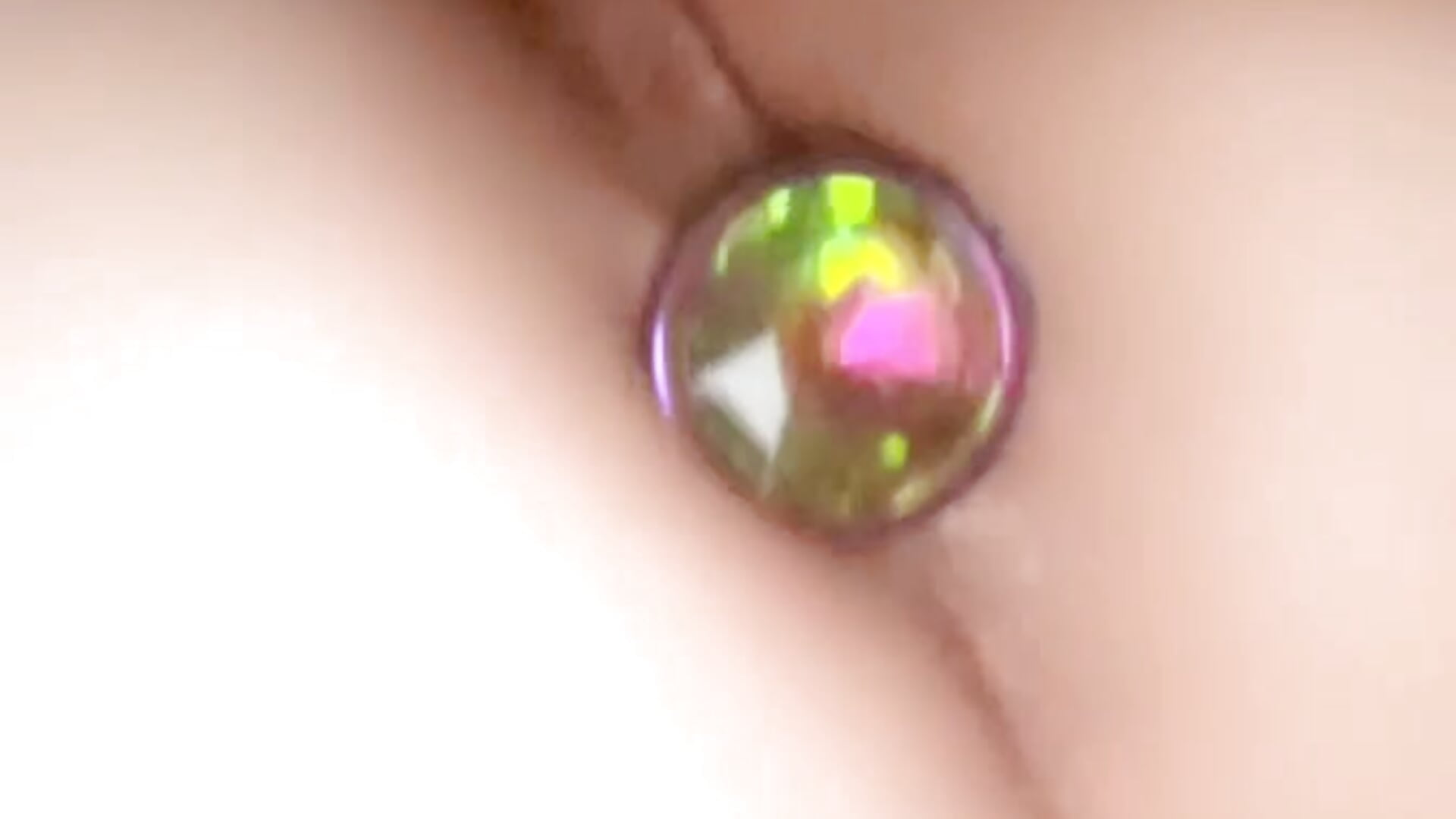 filtered-EF2B50C9-F122-443C-B2D2-96BC2D400622 - video av Loukoumonte cam model