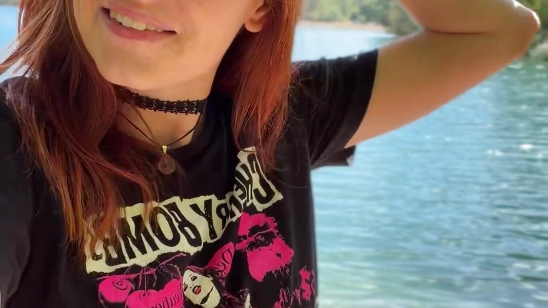 Mittagspause am See - video by Mona-im-Einhornyland cam model