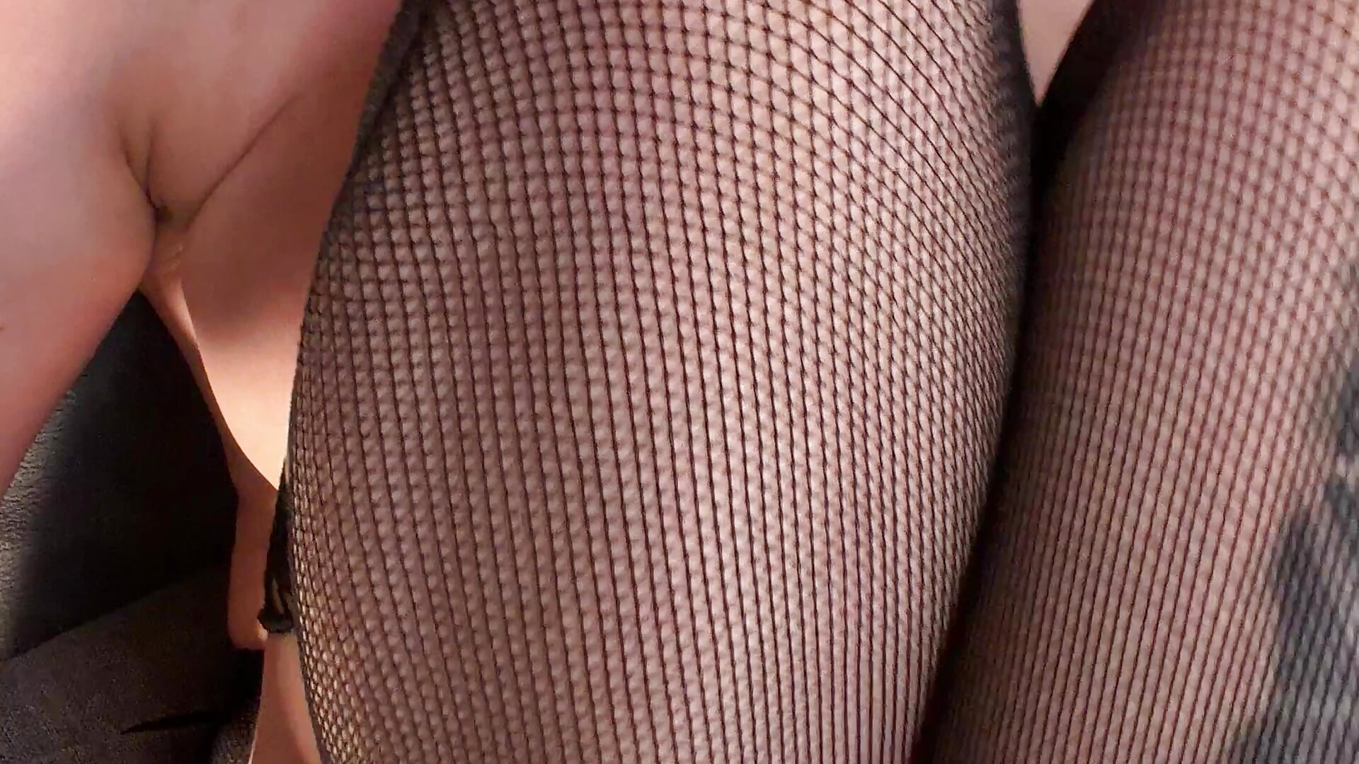 Danke, dass ich euch benutzen darf 😜 - video by Mona-im-Einhornyland cam model