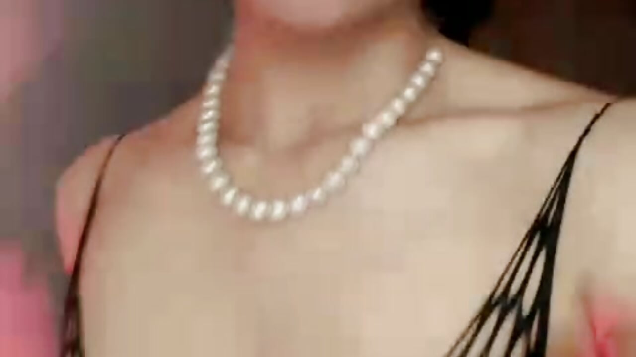 WhatsApp Video 2026-04-30 at 21,57,00 - βίντεο μοντέλου Lilithsabeth