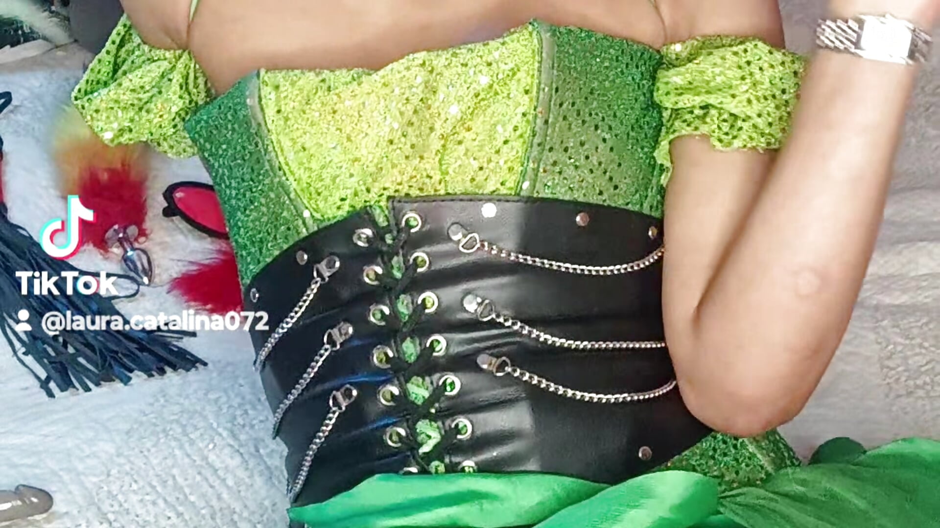 2025-10-28-065256512 - video by Lilithsabeth cam model